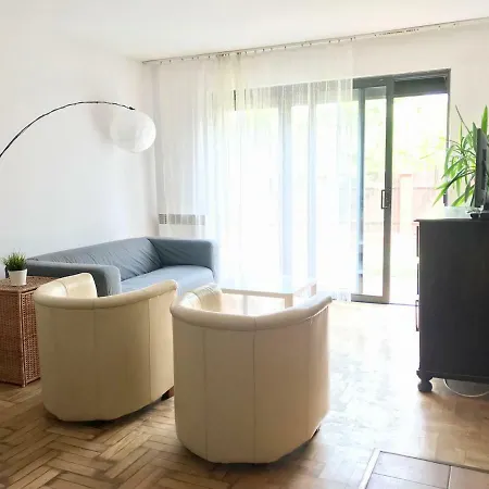 Duzy Dom W Cichej Okolicy Tatil Evi